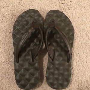 Reef flip flops